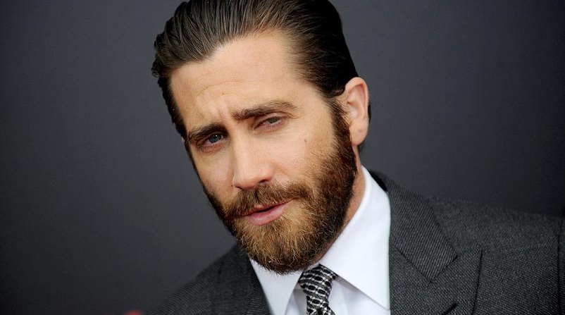 Barba completa estilo hombre