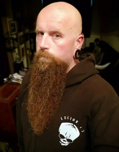 viking beard in goatee