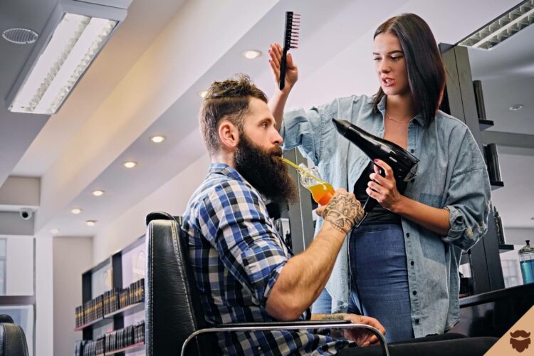 Cepillo y secador de pelo para la barba