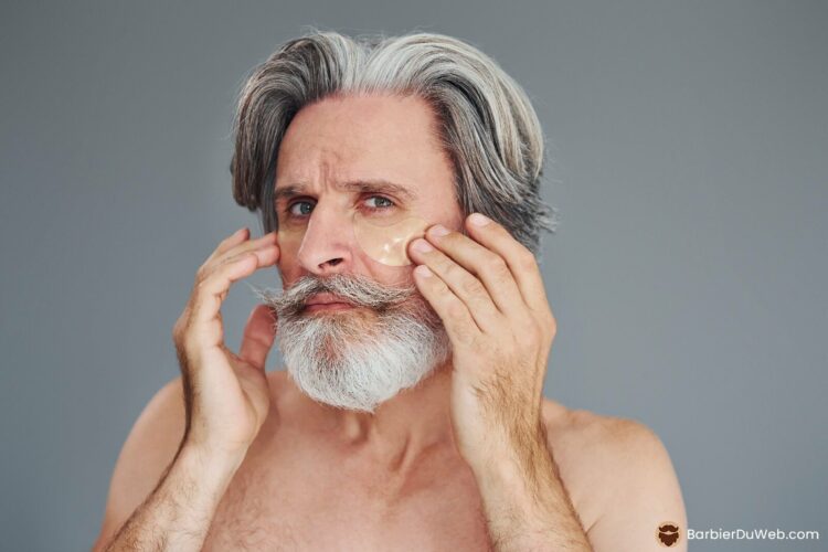 Homme agé barbe blanche