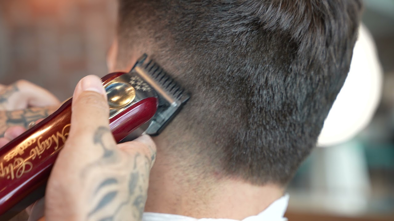 8 Best Beard Trimmers + Reviews (March 2023)